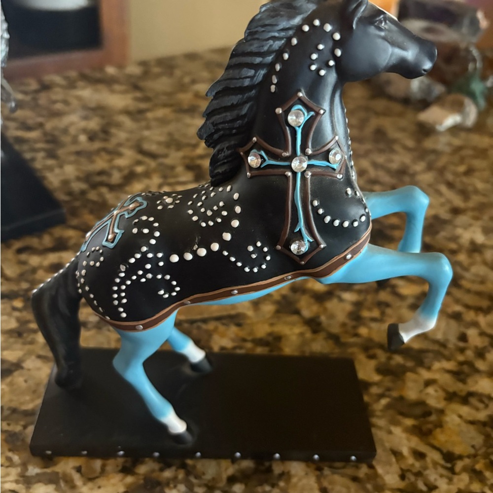 Retired first edition Trail of the painted Ponies collectible